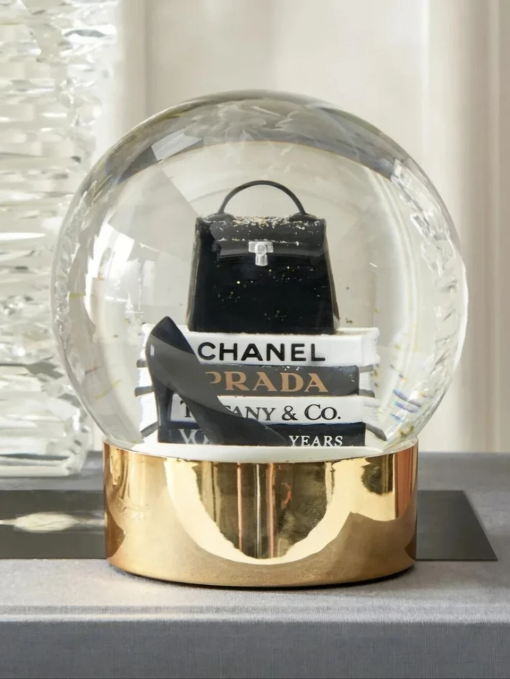 Fashion Glitter Globe with led light